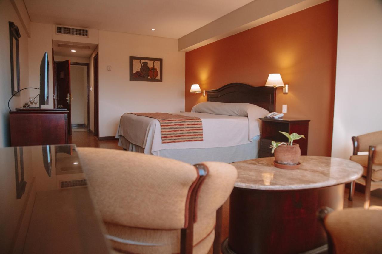 Casa Real Hotel Сальта Экстерьер фото