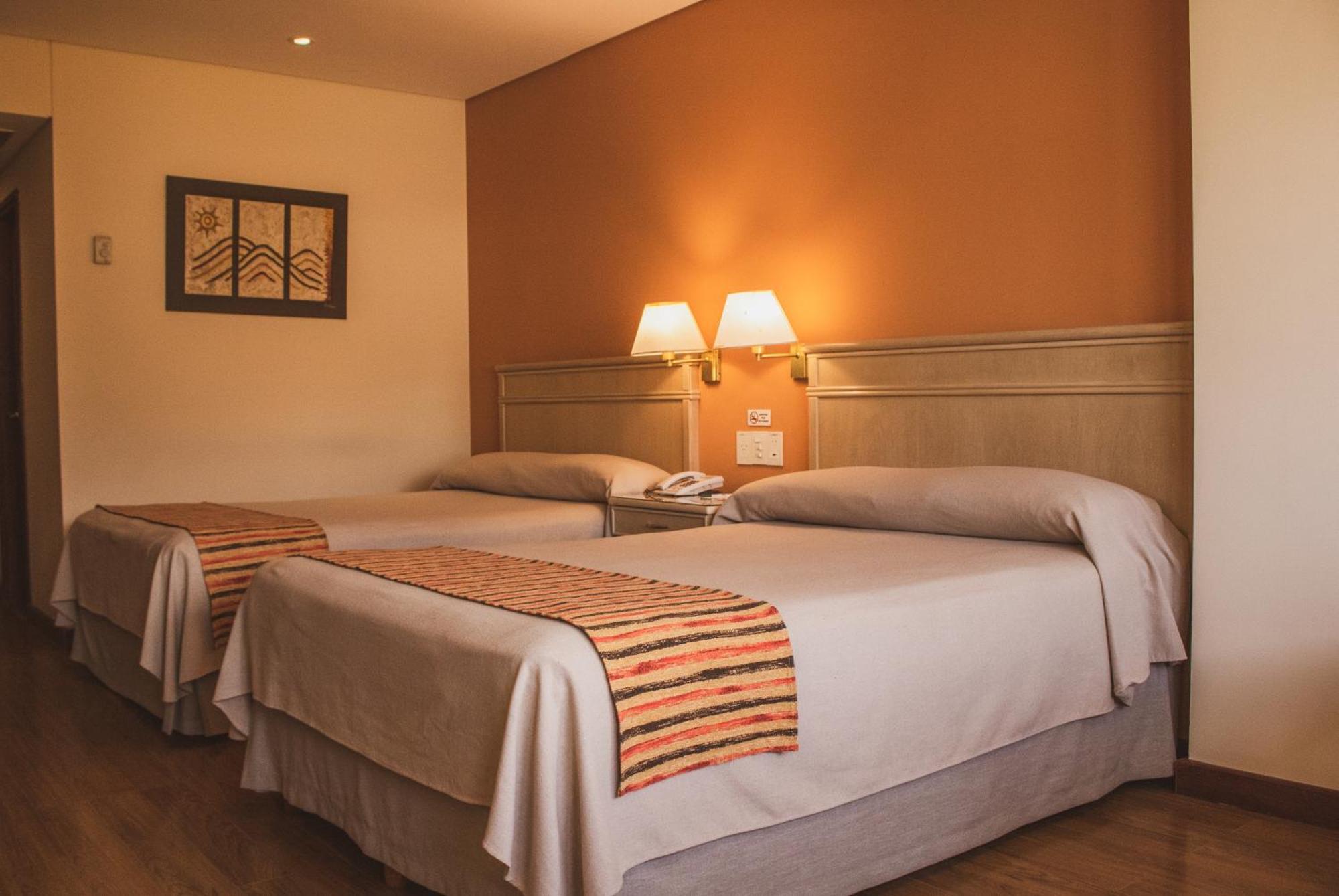 Casa Real Hotel Сальта Экстерьер фото